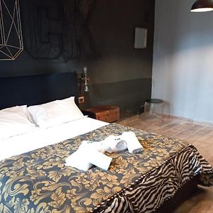 Habitación Económica con Cama King